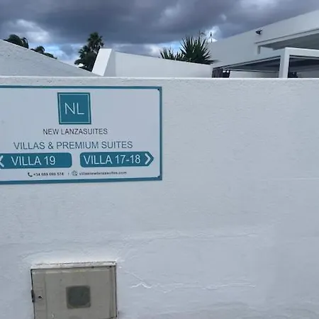 Villas New Lanzasuites Plus Playa Blanca  Exterior photo