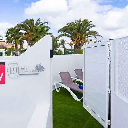 Villas New Lanzasuites Plus Playa Blanca  Exterior photo