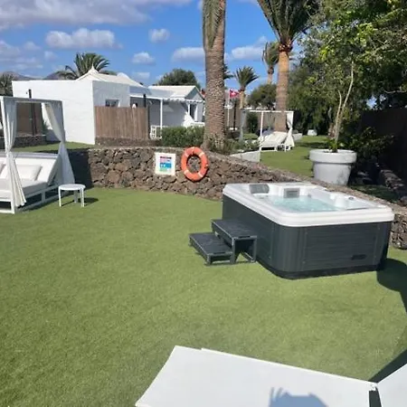 Villas New Lanzasuites Plus Playa Blanca  Exterior photo